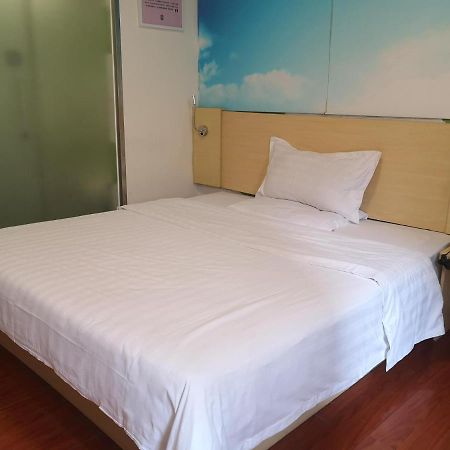 7Days Inn Foshan Dongfang Square Walmart 외부 사진