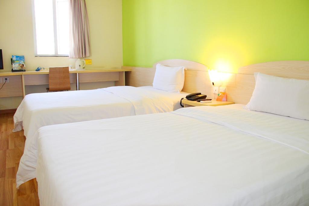 7Days Inn Foshan Dongfang Square Walmart 외부 사진