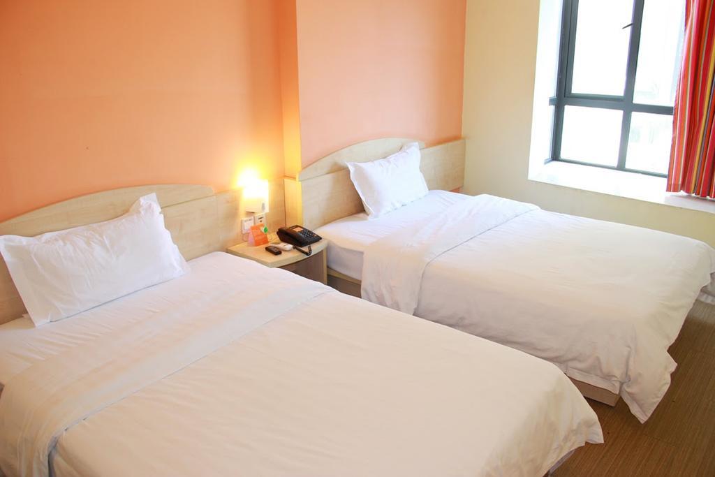 7Days Inn Foshan Dongfang Square Walmart 외부 사진