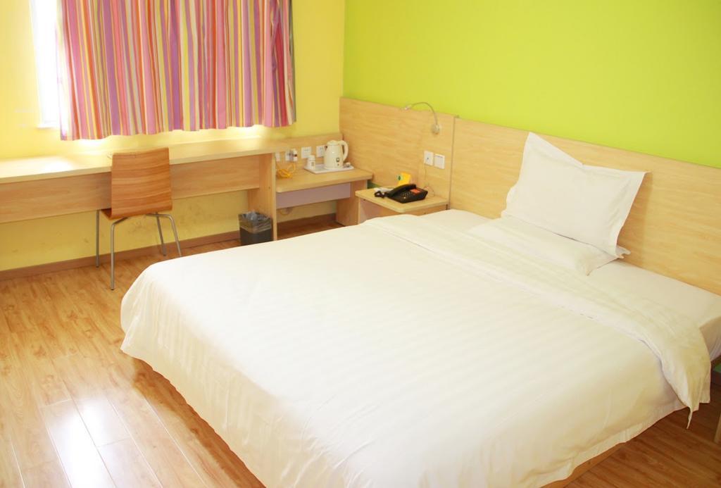 7Days Inn Foshan Dongfang Square Walmart 외부 사진