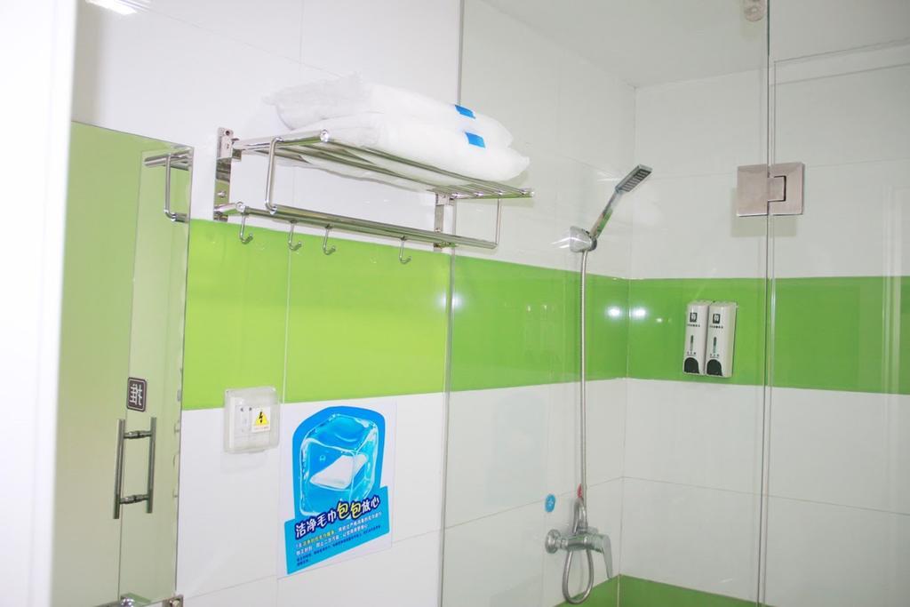 7Days Inn Foshan Dongfang Square Walmart 외부 사진